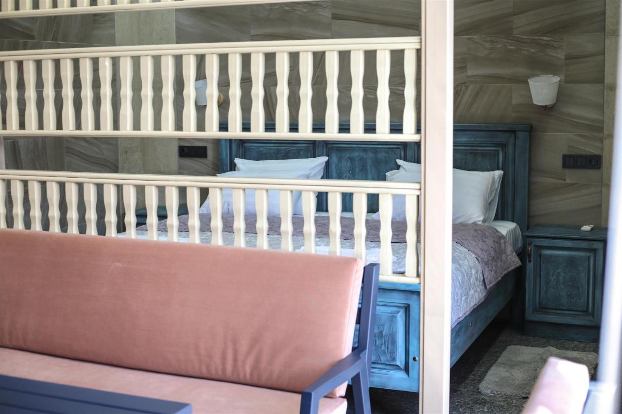 Dvin Hotel Pavlodar Kültér fotó